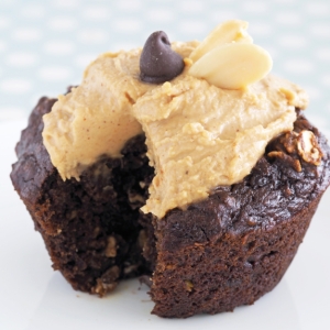 Chocolate Banana Muffins with Peanut Butter [Guest Post]