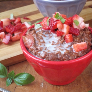 Fudgy Balsamic Oatmeal with Strawberry-Basil Relish