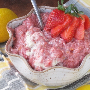 Strawberry Lemon Ricotta Oatmeal