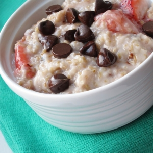 Coconut Oatmeal with Strawberries and Chocolate Chips