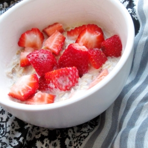 Strawberries and Cream Overnight Oatmeal